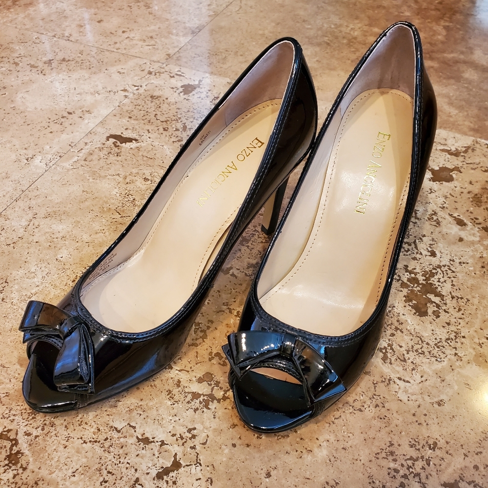 Enzo Angiolini Pumps